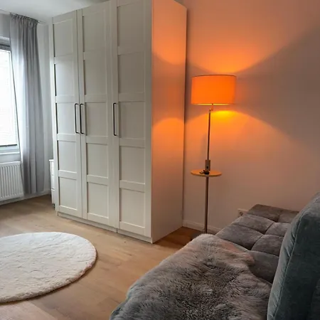 10 Minuten Entfernt - Stilvolle Mit Direkter Messeanbindung * Hannover